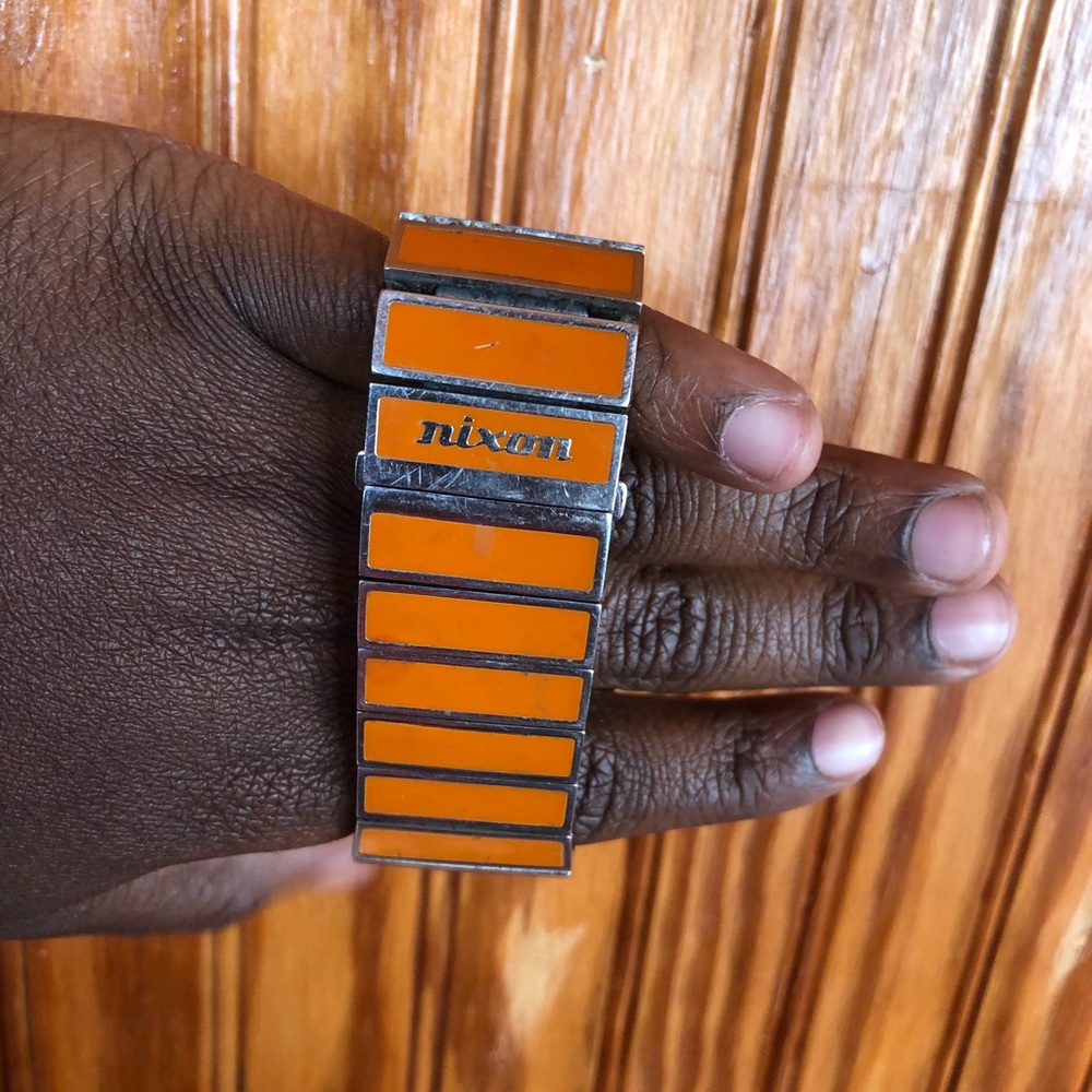 Nixon watch